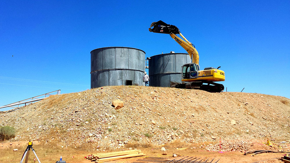 crew reclaims abandoned oil well